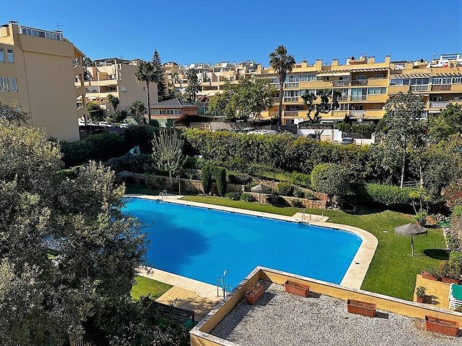 Apartment Close To Marbella Bagian luar foto