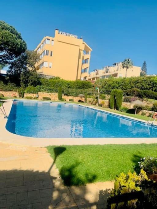 Apartment Close To Marbella Bagian luar foto